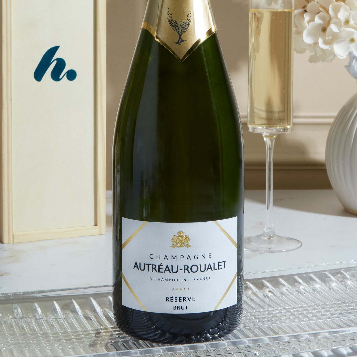 Close up of products in The Luxury Champagne Wooden Gift Box, a luxury gift hamper from hampers.com UK