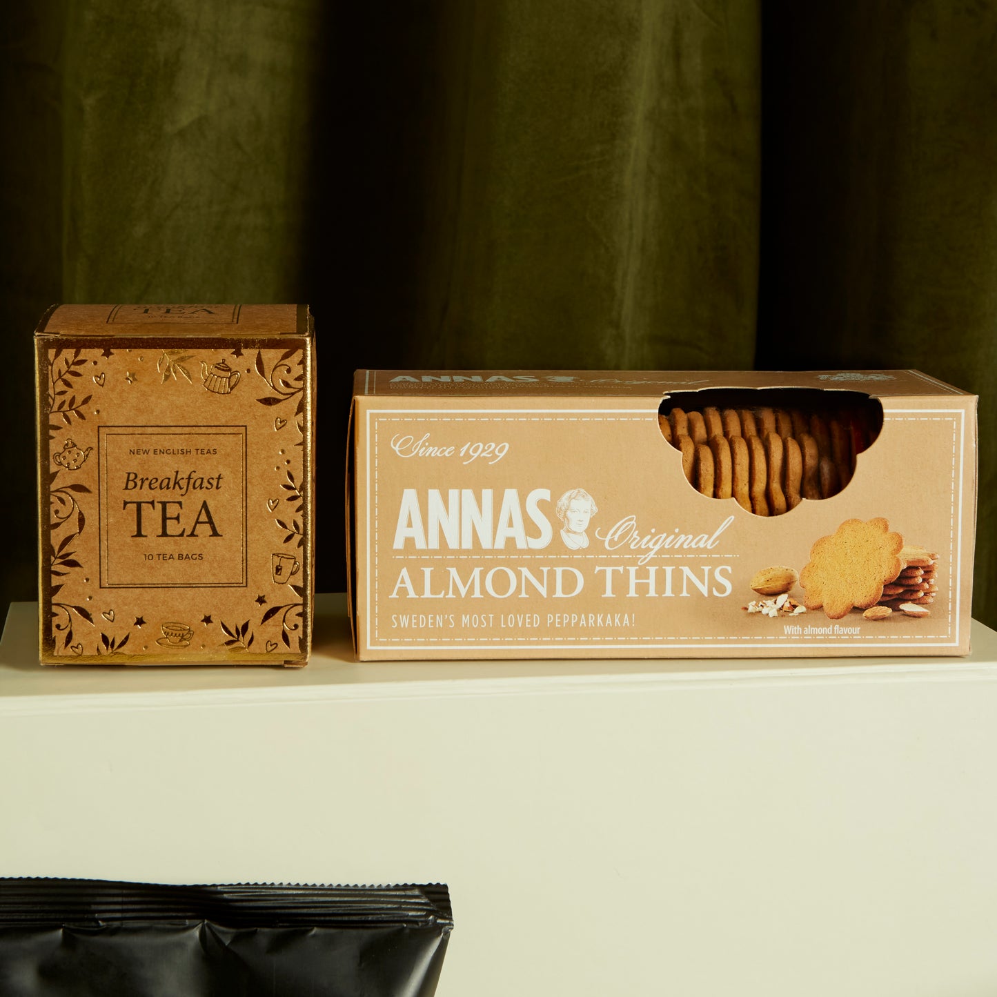 New England Teabags and Luxury Annas Almond Thins