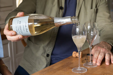 what is the best gift to give at a wedding?