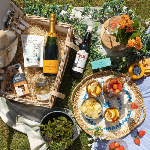 the perfect picnic spots to enjoy your hamper