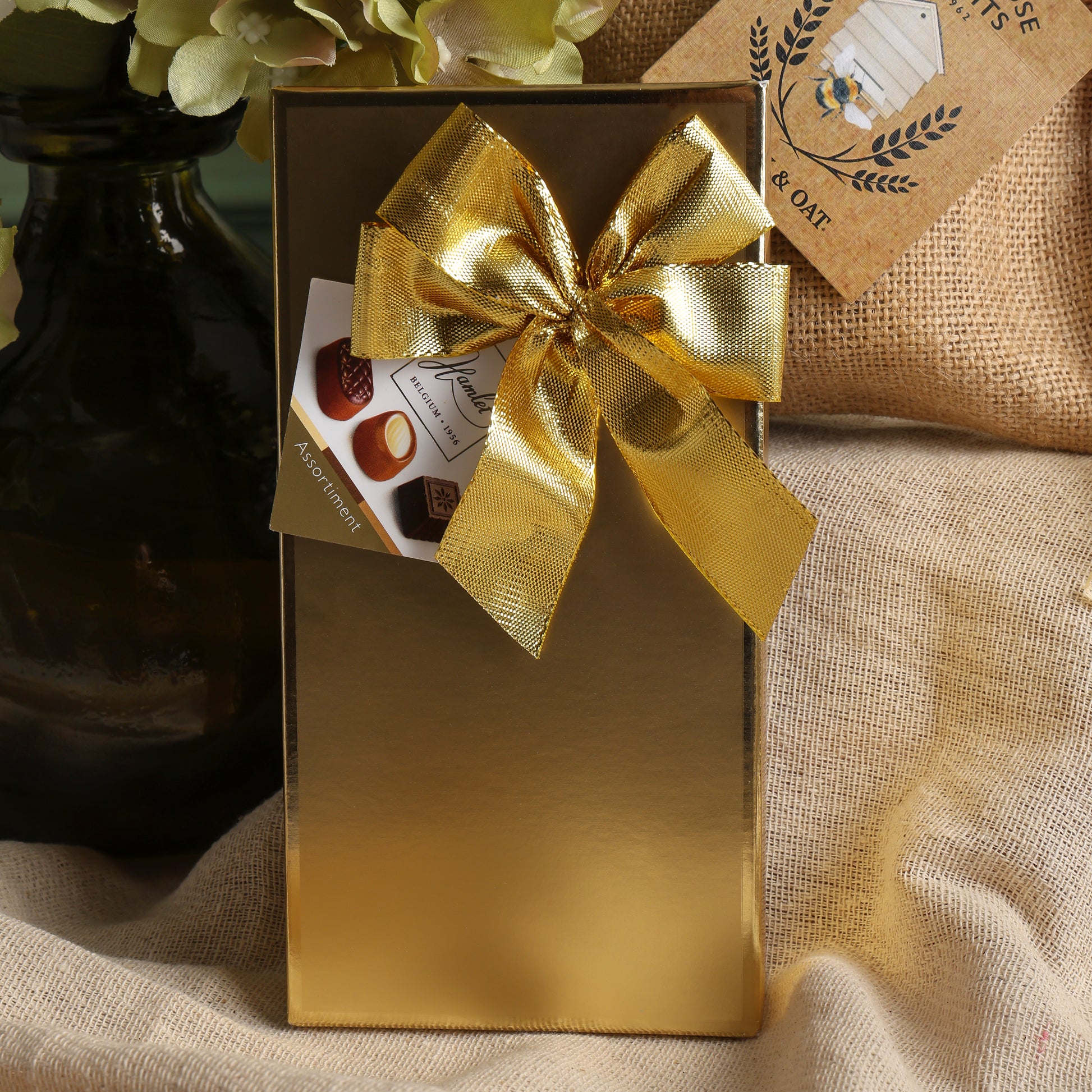 Close up of products in the Traditional Treats Hamper, a luxury gift hamper from hampers.com UK