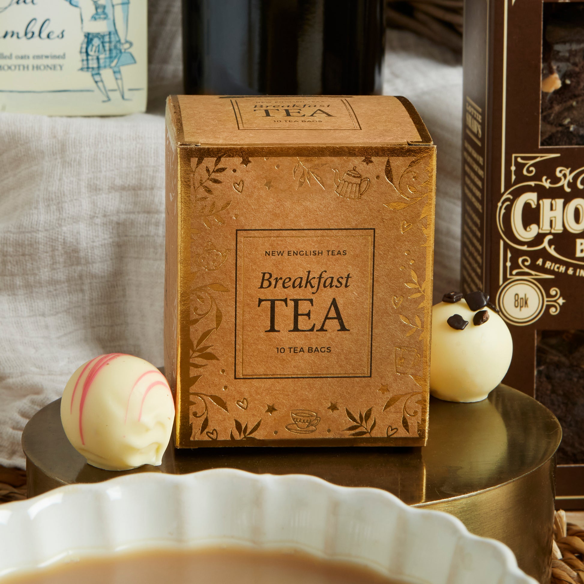 Close up of products in Luxury Food & Wine Basket, a luxury gift hamper from hampers.com UK