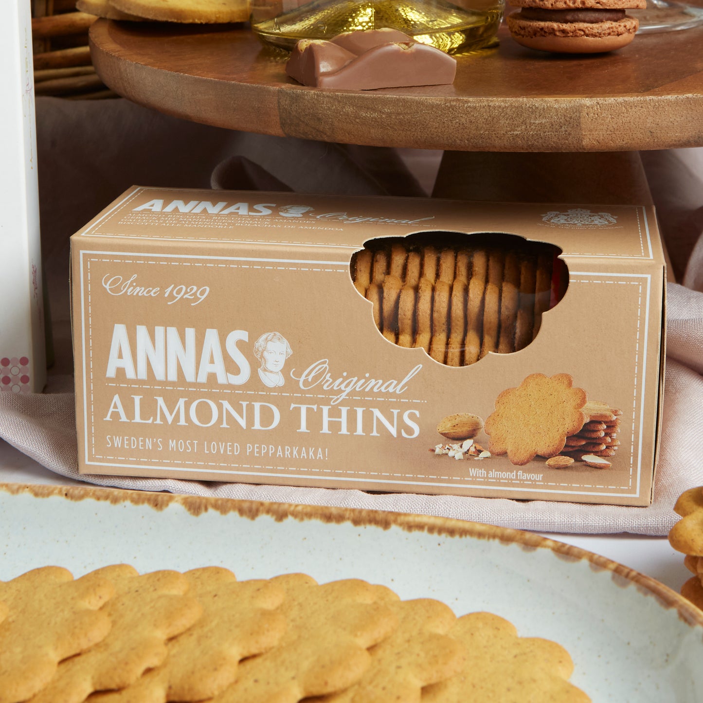 Close up of products in Prosecco Rose Indulgence Hamper, a luxury gift hamper from hampers.com UK