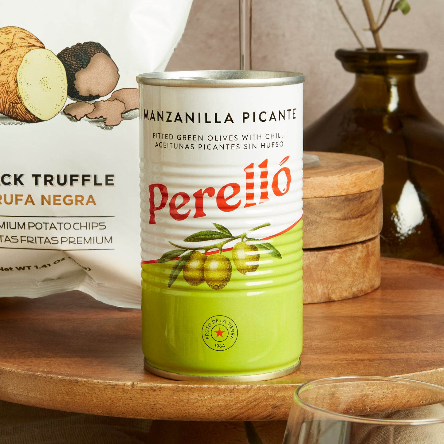 Close up of products in Spanish Tapas Food & Wine Hamper, a luxury gift hamper from hampers.com UK
