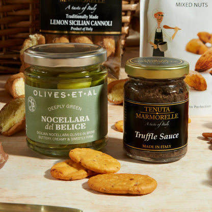 Close up of products in Italian Treats Food and Wine Hamper, a luxury gift hamper from hampers.com UK