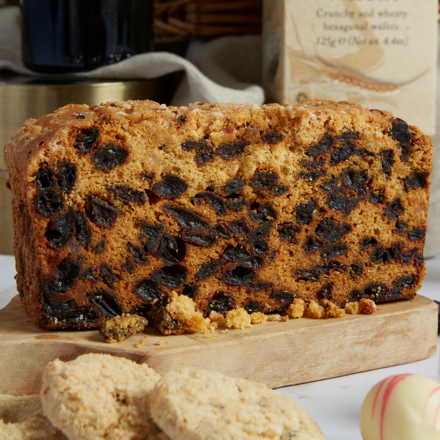 Close up of products in Premium Food and Wine Hamper, a luxury gift hamper from hampers.com UK
