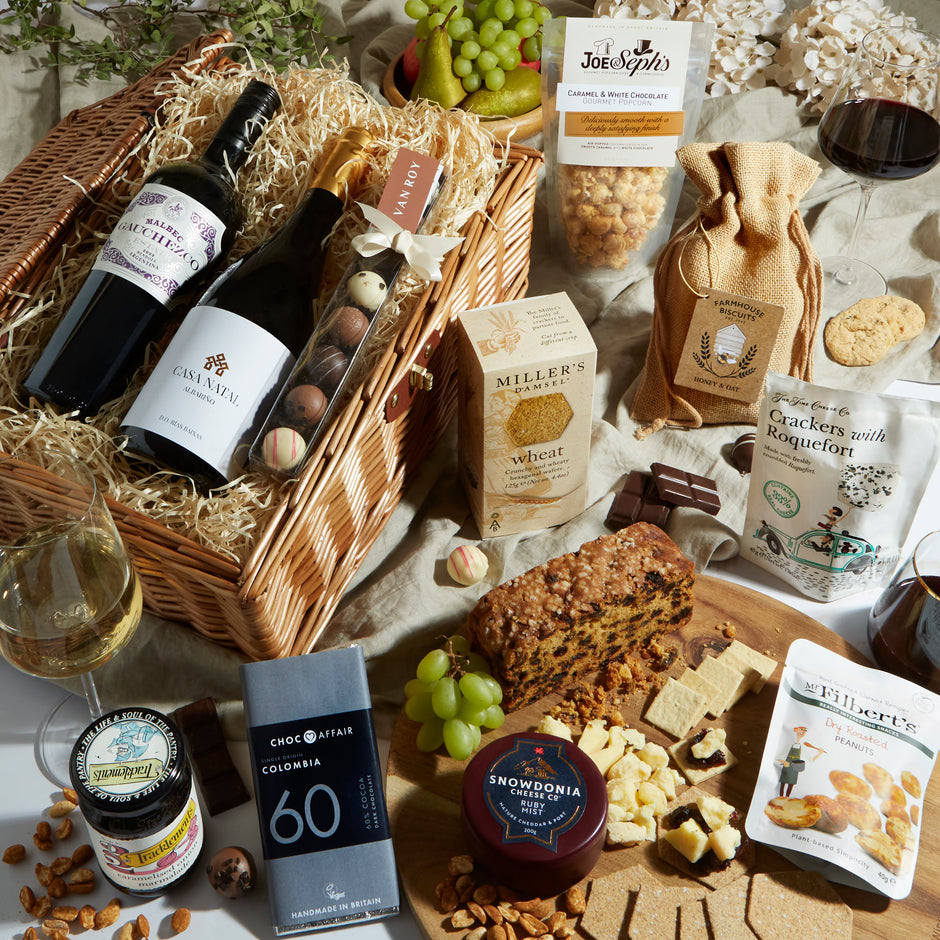 Luxury Hampers and Gourmet Gift Baskets | hampers.com – Hampers.com