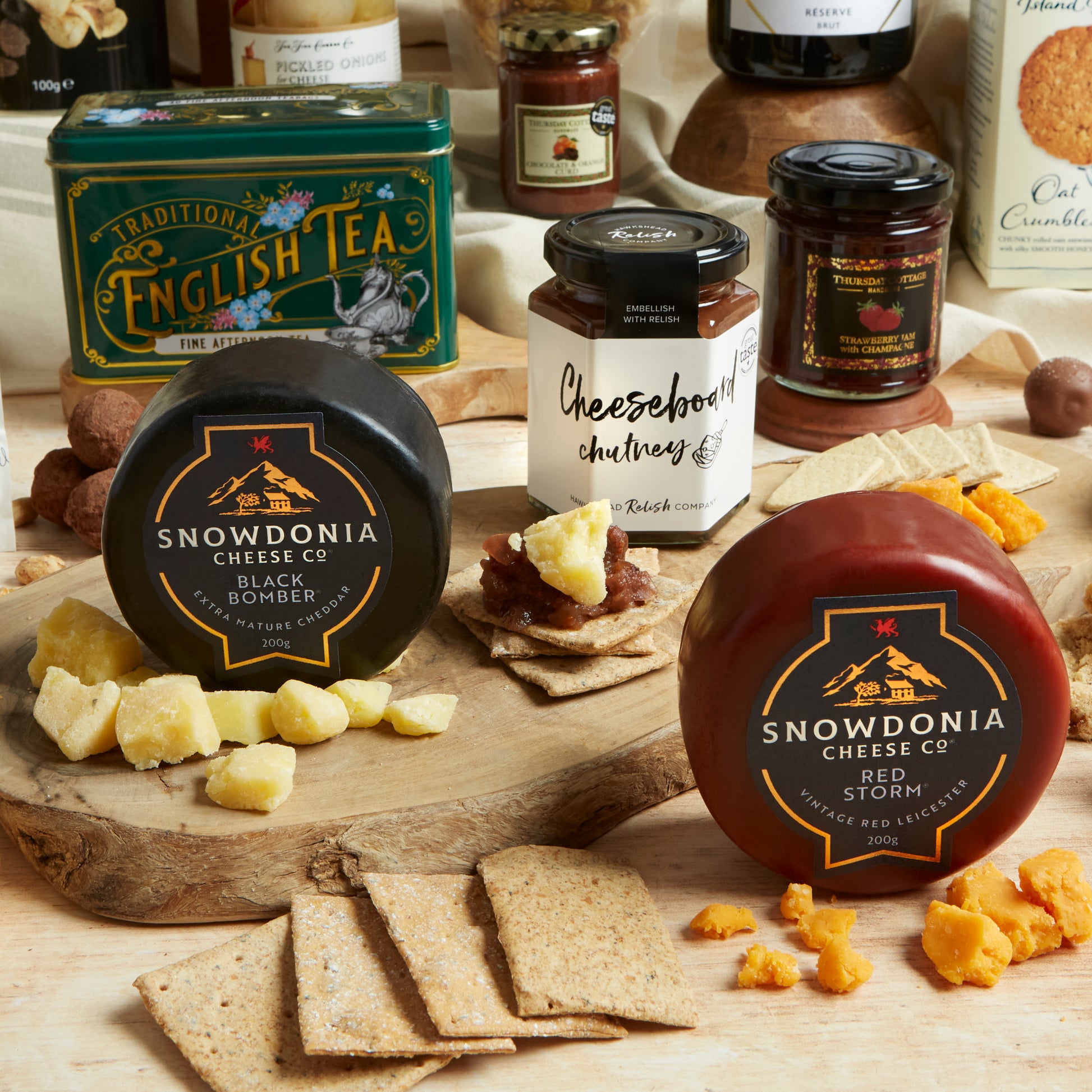 Close up of products in The Deluxe Food & Wine Gift Hamper, a luxury gift hamper from hampers.com
