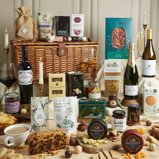Main image of The Deluxe Food & Wine Gift Hamper, a luxury gift hamper from hampers.com