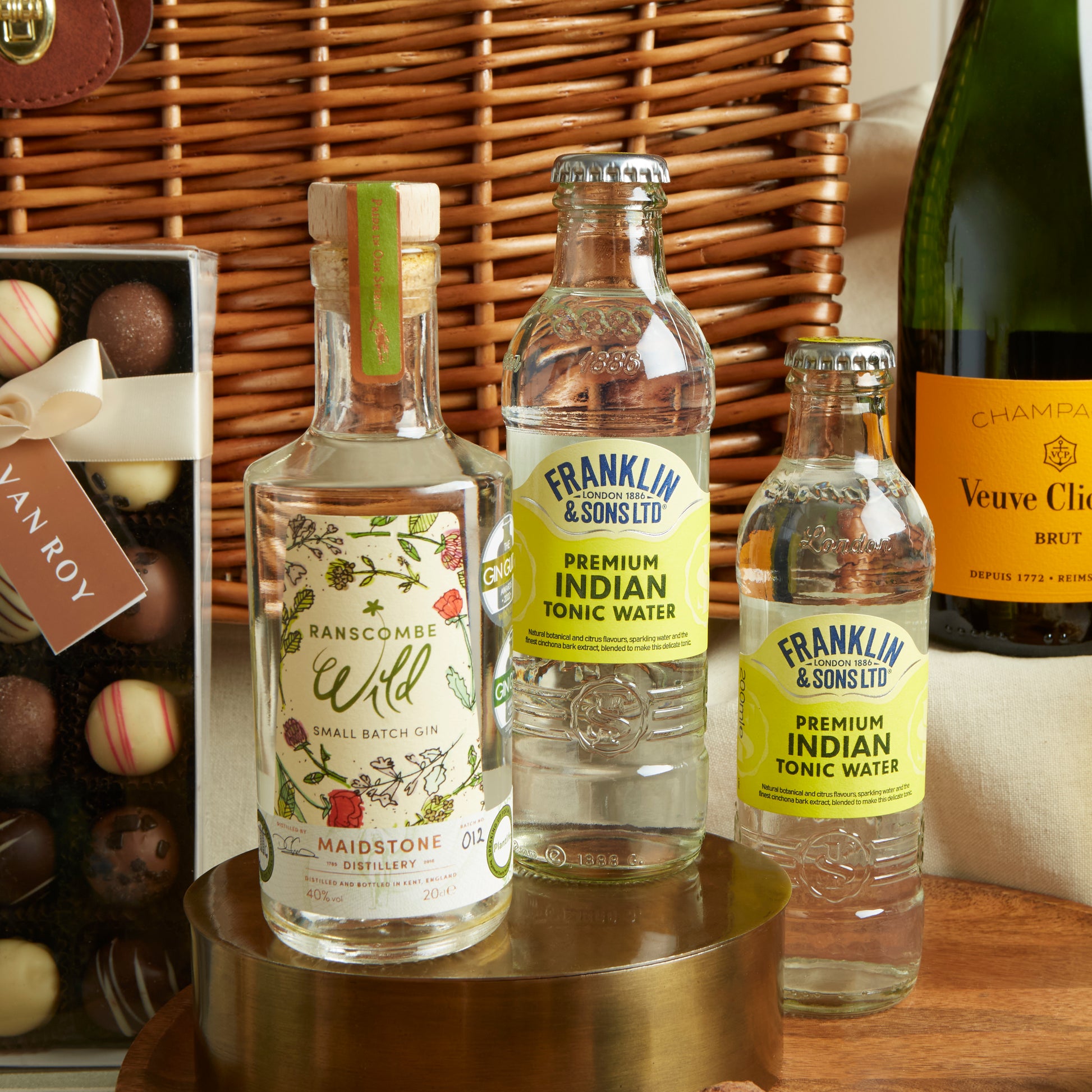 Close up of products in The Grand Food & Wine Hamper, a luxury gift hamper from hampers.com UK
