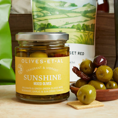 Close up of products in The Hawkstone Cider Hamper, a luxury gift hamper from hampers.com UK