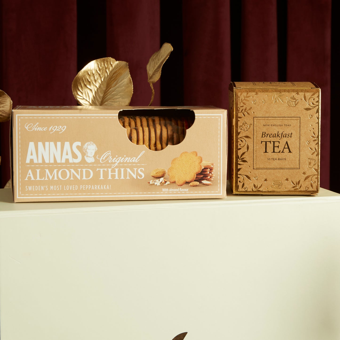 Anna's Original Premium Almond Thin Biscuits & New England Tea English Breakfast Tea