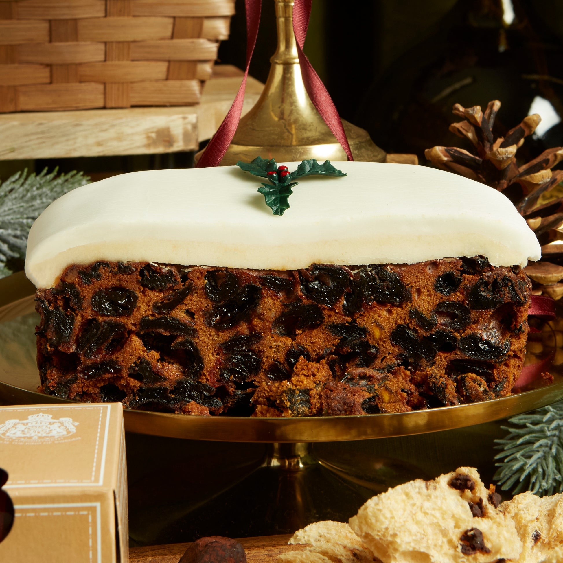 Foodie Lovers Christmas-Inspired Gift Hamper With Iced, Spiced Fruit Cake 