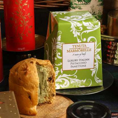 Luxury Bearing Gifts Christmas Hamper