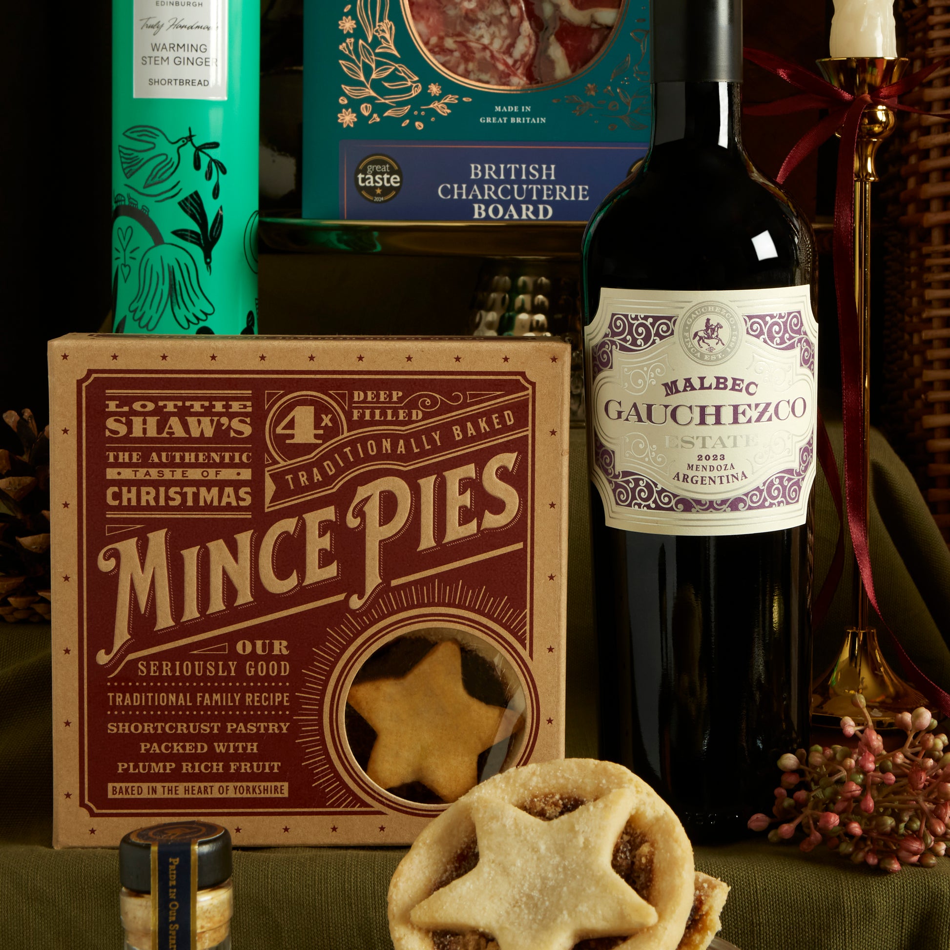 Argentinian Malbec Red Wine and Mince Pies Festive Gift Hamper