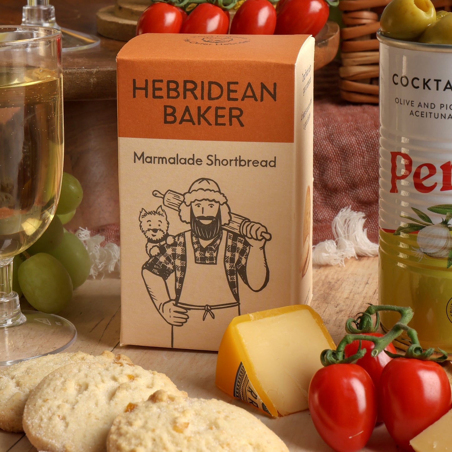 Close up of products in Prosecco Picnic Hamper, a luxury gift hamper from hampers.com UK