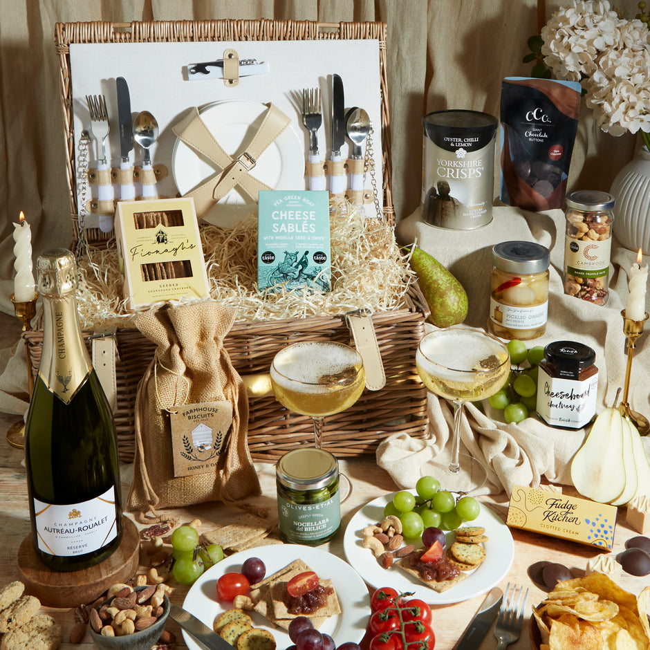Luxury Food & Drink Gift Hampers since 1979 | hampers.com UK – Hampers.com