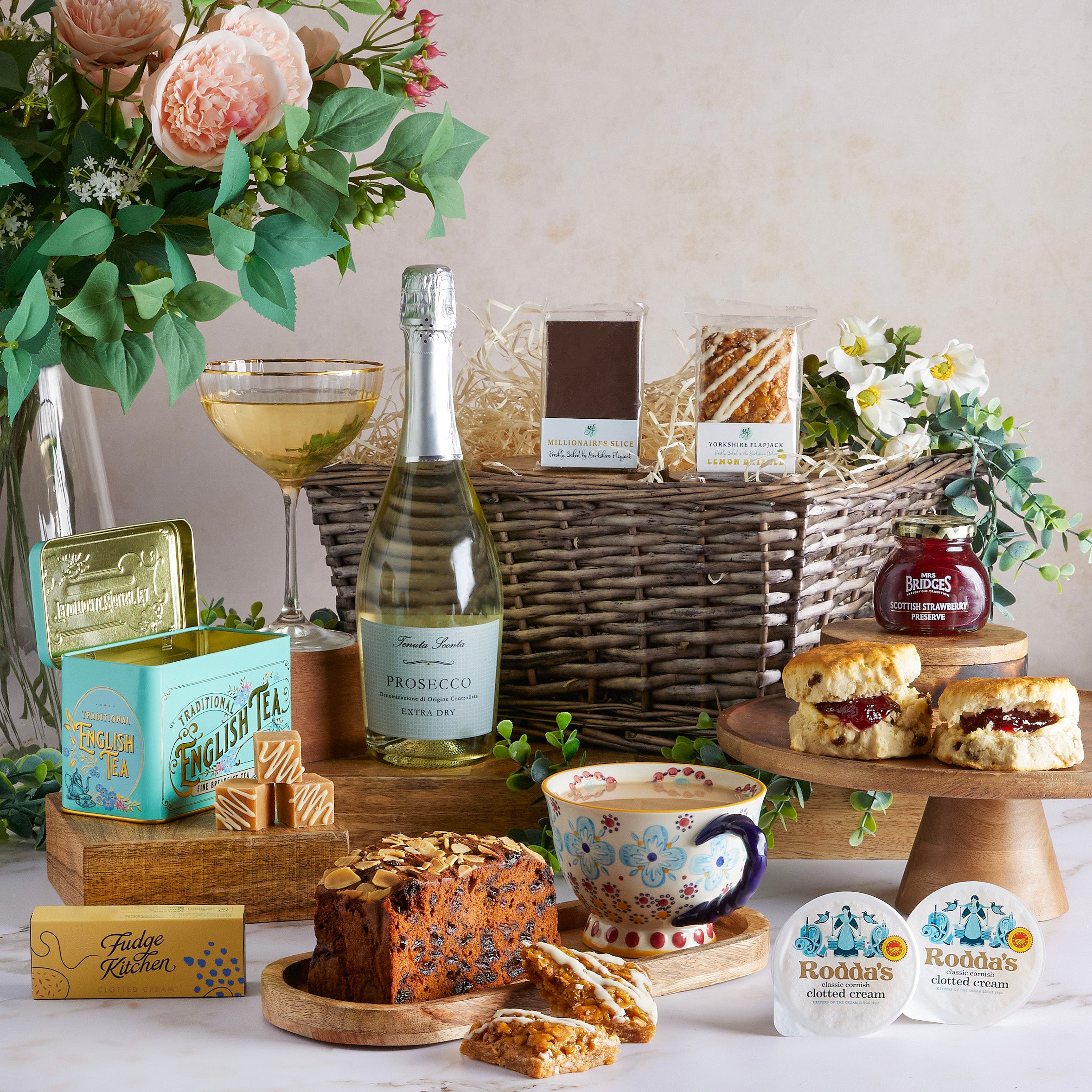 Gifts For Her Gift Hampers Gift Sets For Women Hampers gifts-for-her-gift-hampers-gift-sets-for-women-hampers