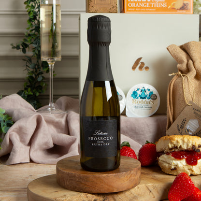 Cream Tea Hamper with Prosecco