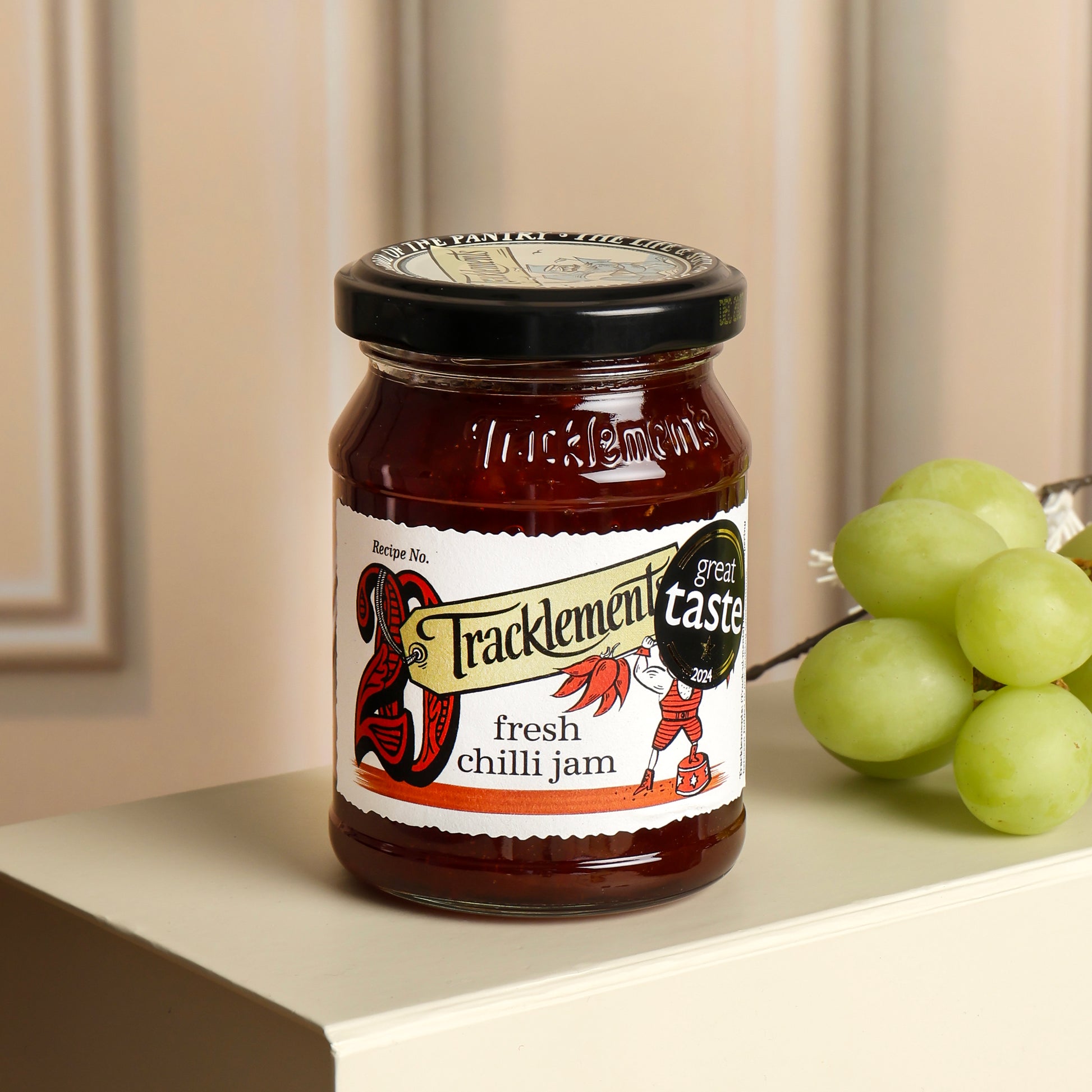 Close up of products in Gourmet Cheese & Wine Gift, a luxury gift hamper from hampers.com UK