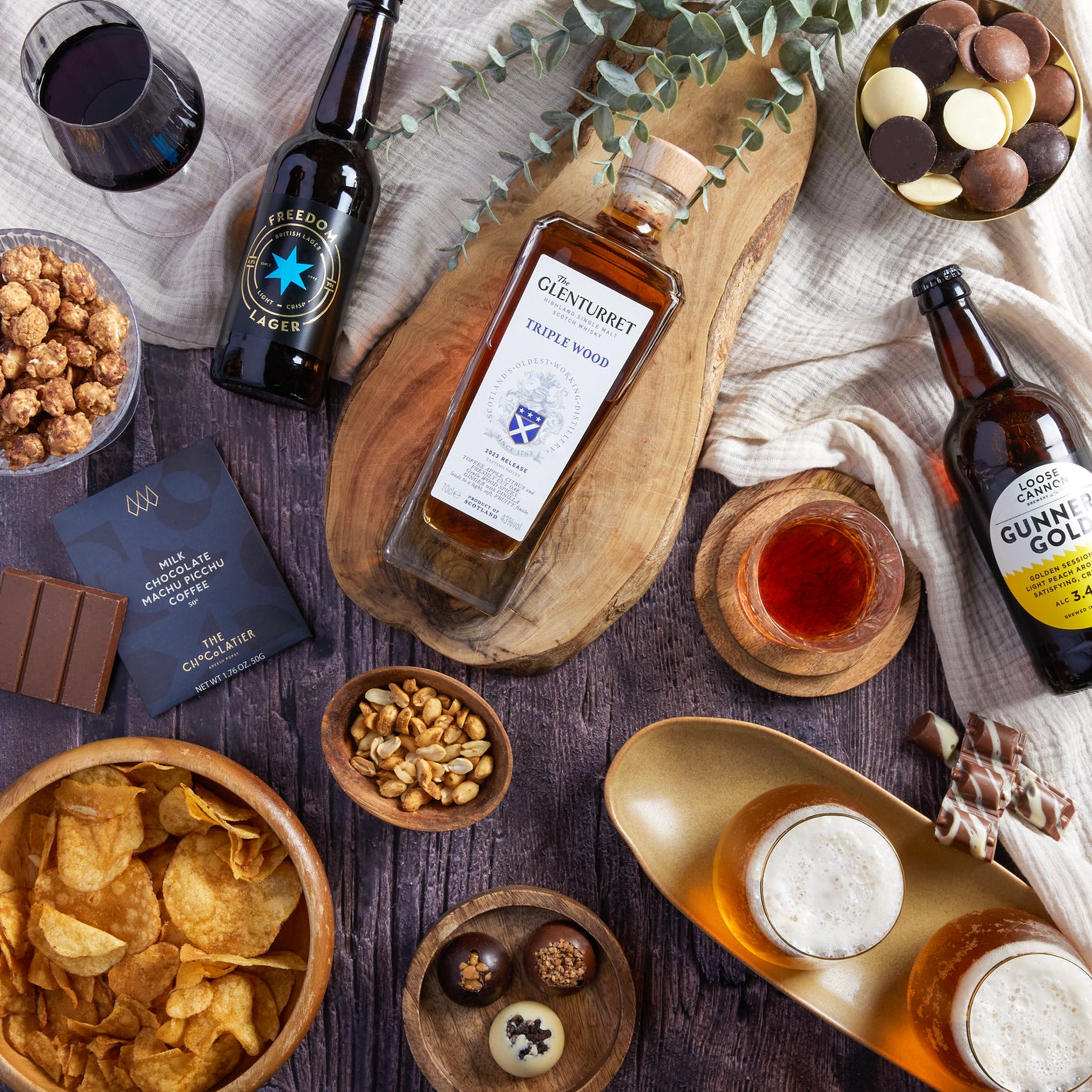 Gift hampers for him