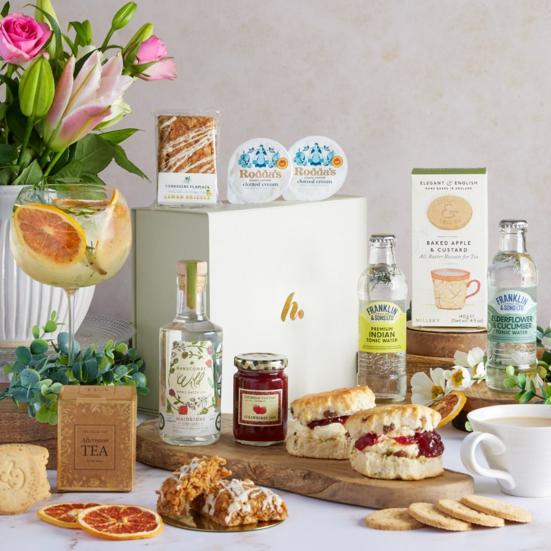 The Gin Lover's Cream Tea Hamper with contents on display