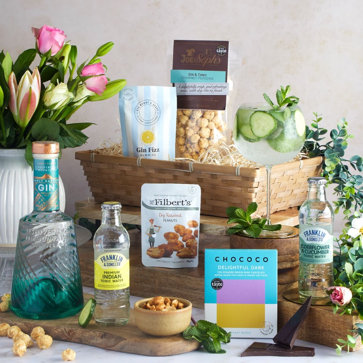 The Luxury Gin Hamper with content on display
