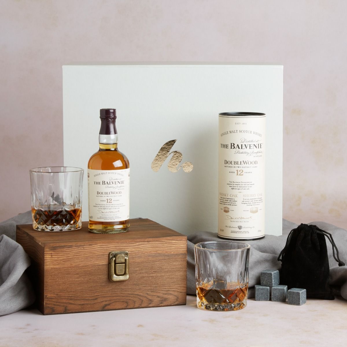 Whisky, glasses & whisky stones gift set with contents on display and signature hamper com gift box