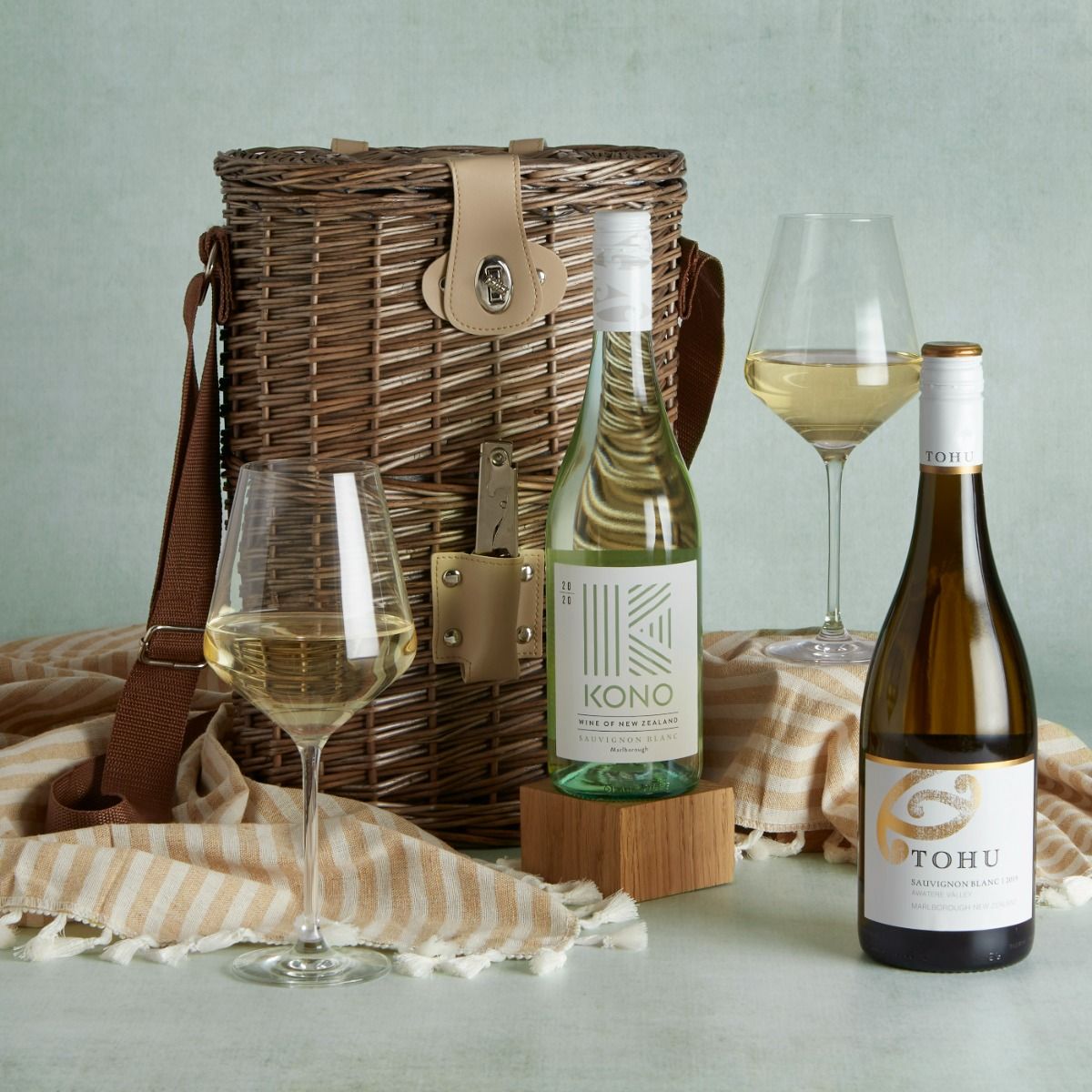 Sauvignon Blanc & wicker chiller carrier with contents on display